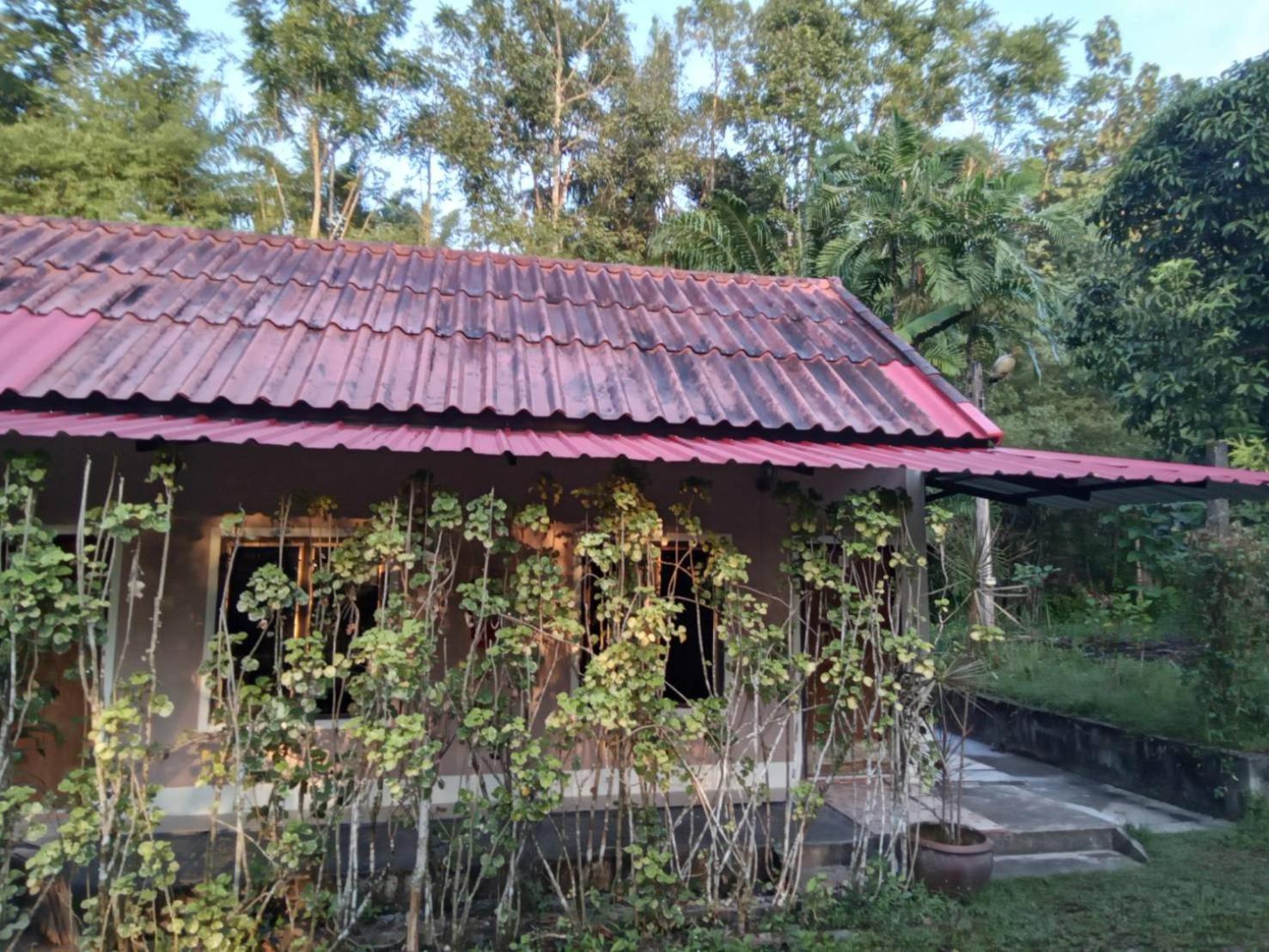 Suan Bang Bon Guest House Plai Phraya Екстериор снимка