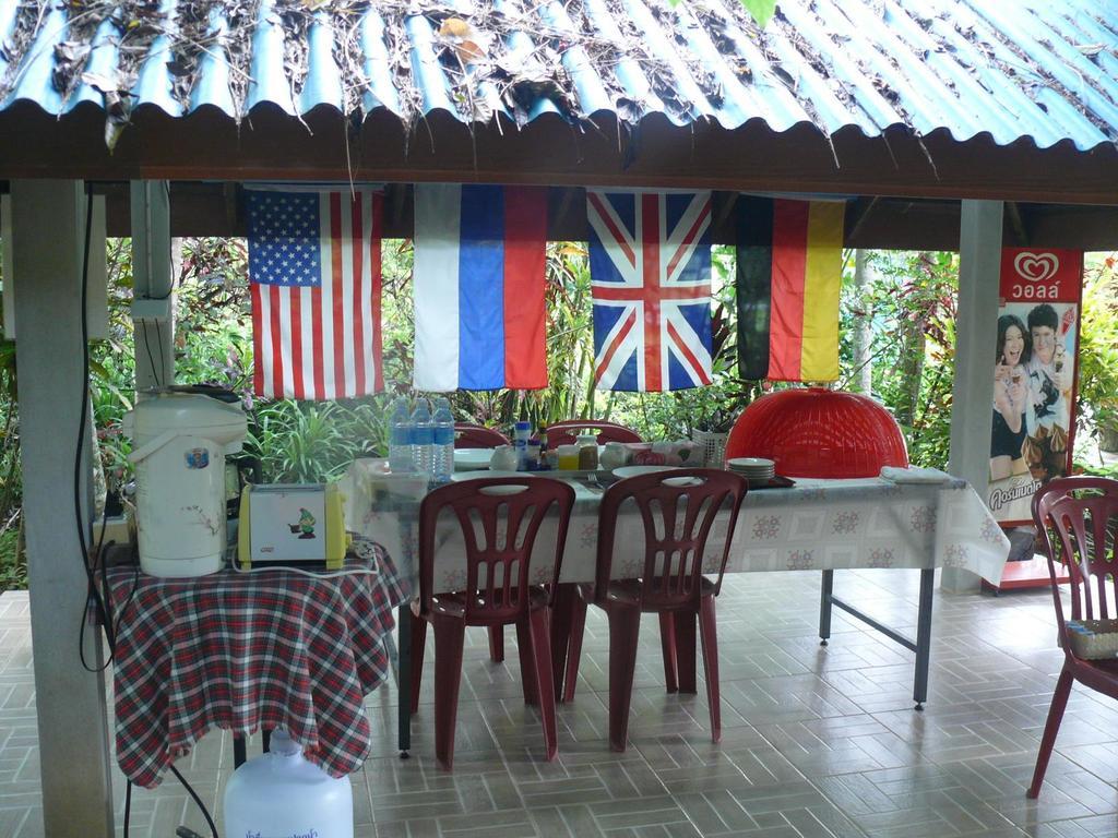 Suan Bang Bon Guest House Plai Phraya Екстериор снимка