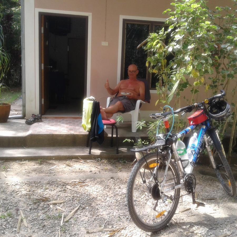 Suan Bang Bon Guest House Plai Phraya Екстериор снимка
